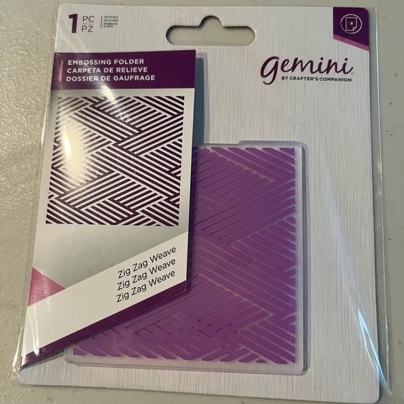 Gemini Purple Embossing Folder by - Picture 1 of 2